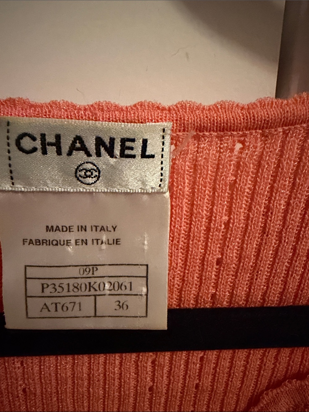 CHANEL Coral Ribbed Knit V-Neck Logo Tank - Picture 3 of 6